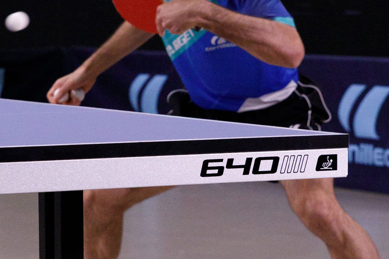 coin de table de la table de tennis de table Cornilleau compétition 640 ITTF